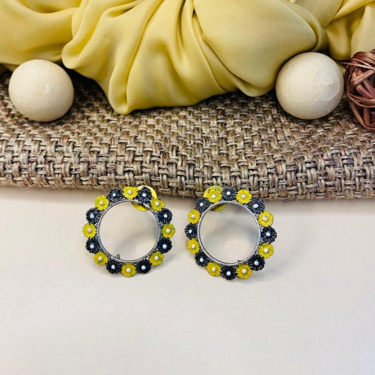 Minimal Style Flower Earring - Abdesignsjewellery