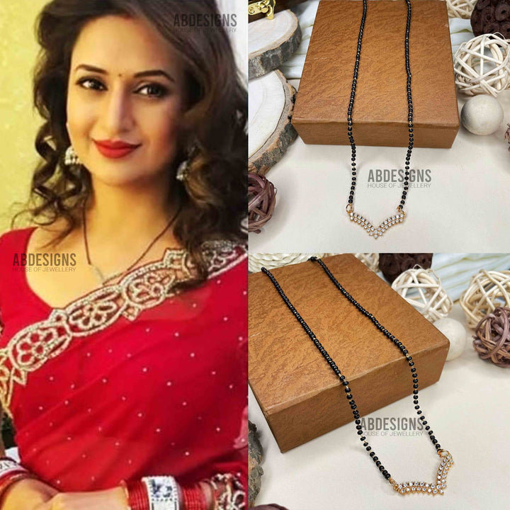 Stylebuzz: Divyanka Tripathi's Latest Outfit Is A Perefect Mix Of Indian  And Western
