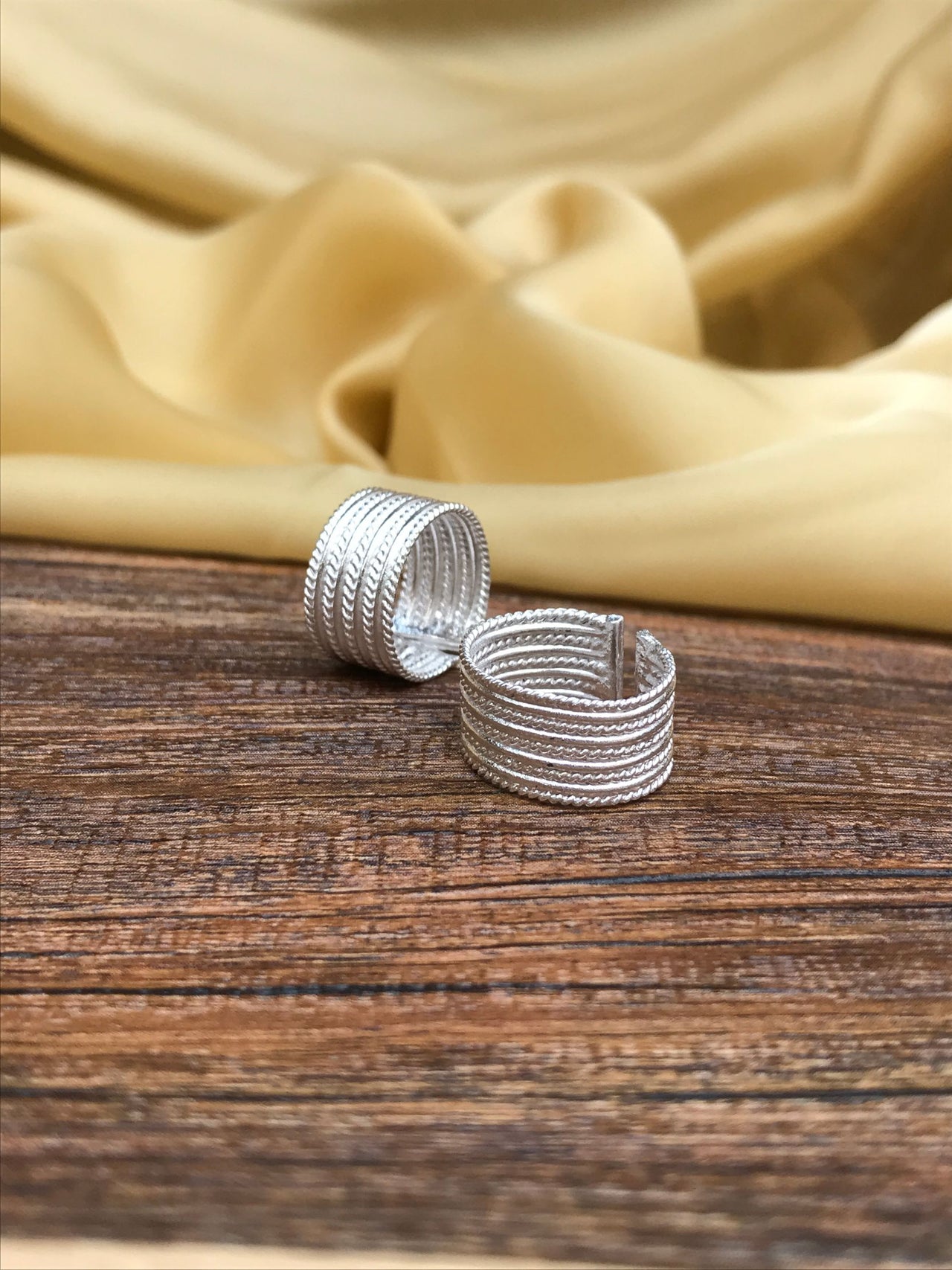 Broad Silver Pattern Toe Rings - Abdesignsjewellery