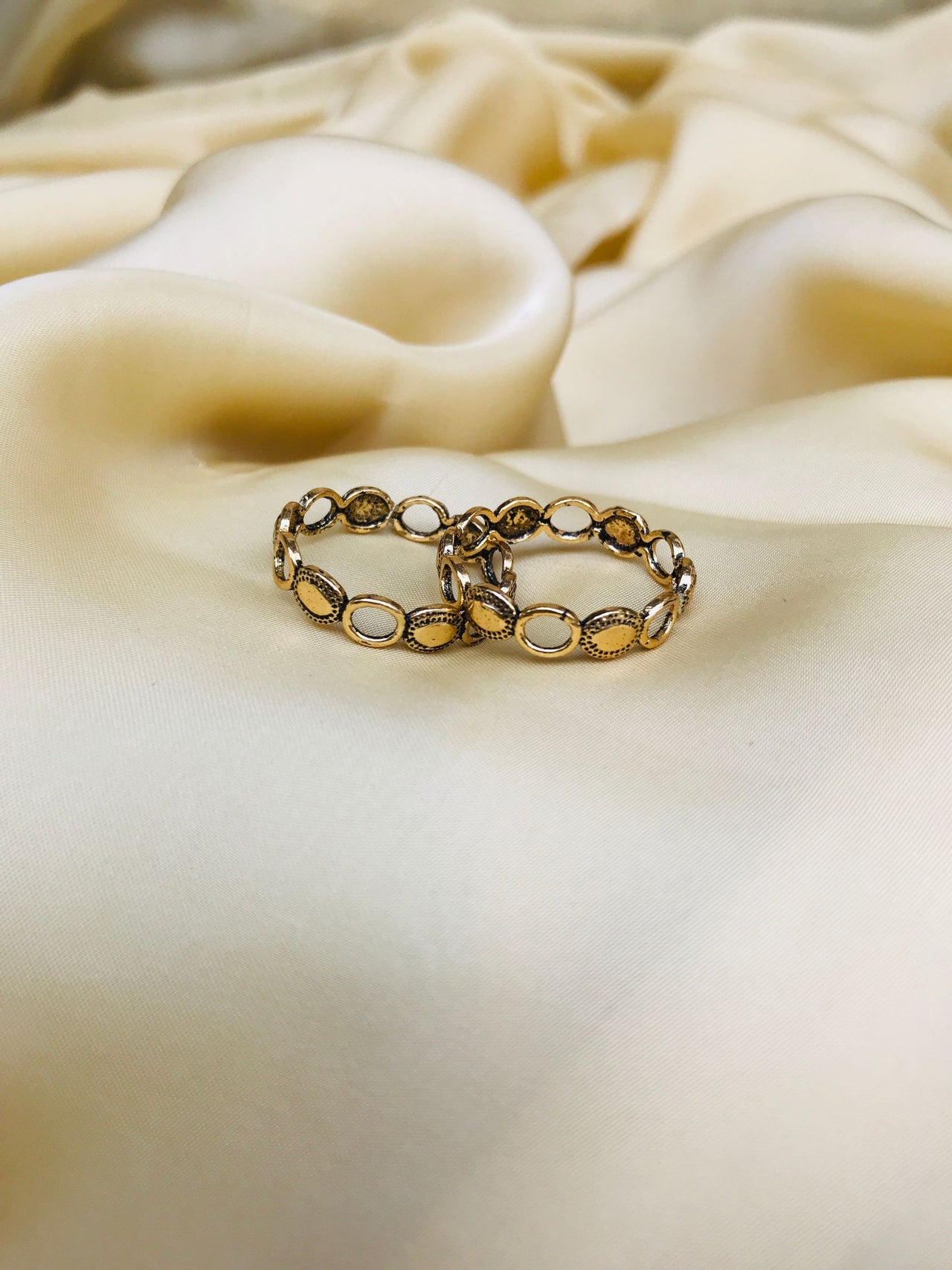 Elegant Gold Oxidised Toe Rings - Abdesignsjewellery