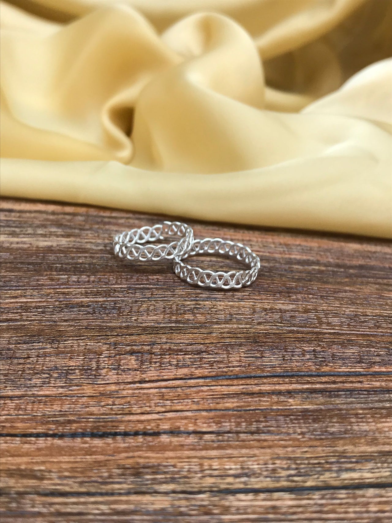Elegant Abstract Pattern Silver Toe Rings - Abdesignsjewellery
