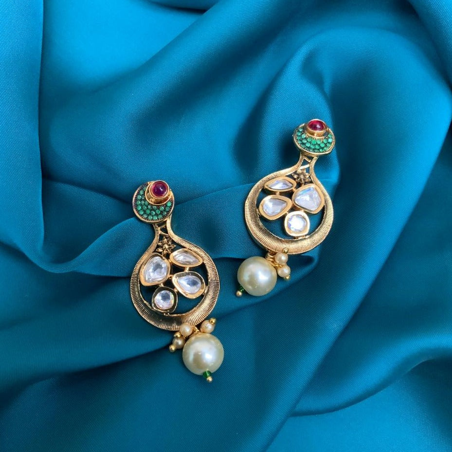 Antique Gold Plated Pearl Drop Kundan Earrings