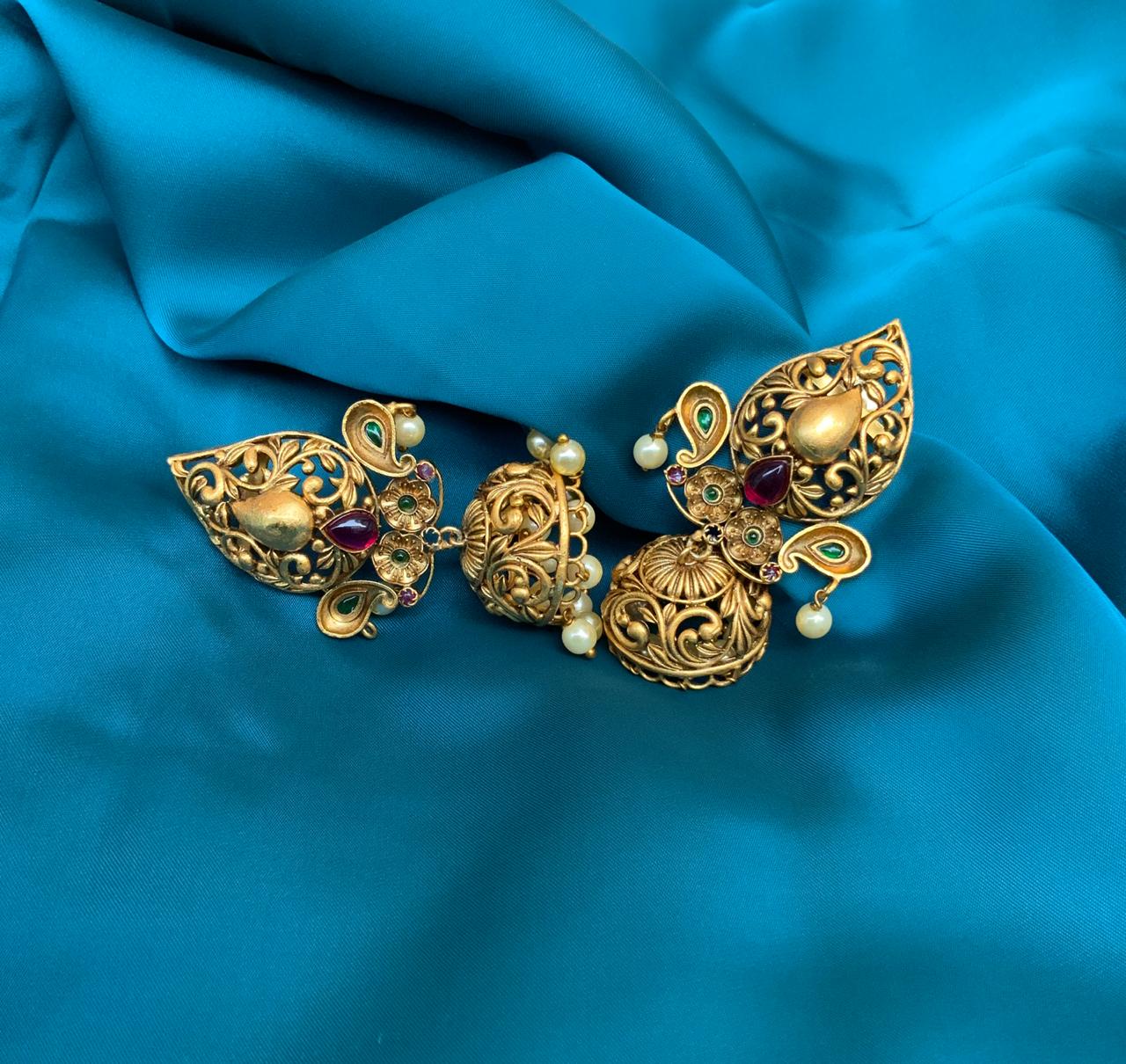 Gold-Beautiful Keri Shape Kundan Earrings For Women