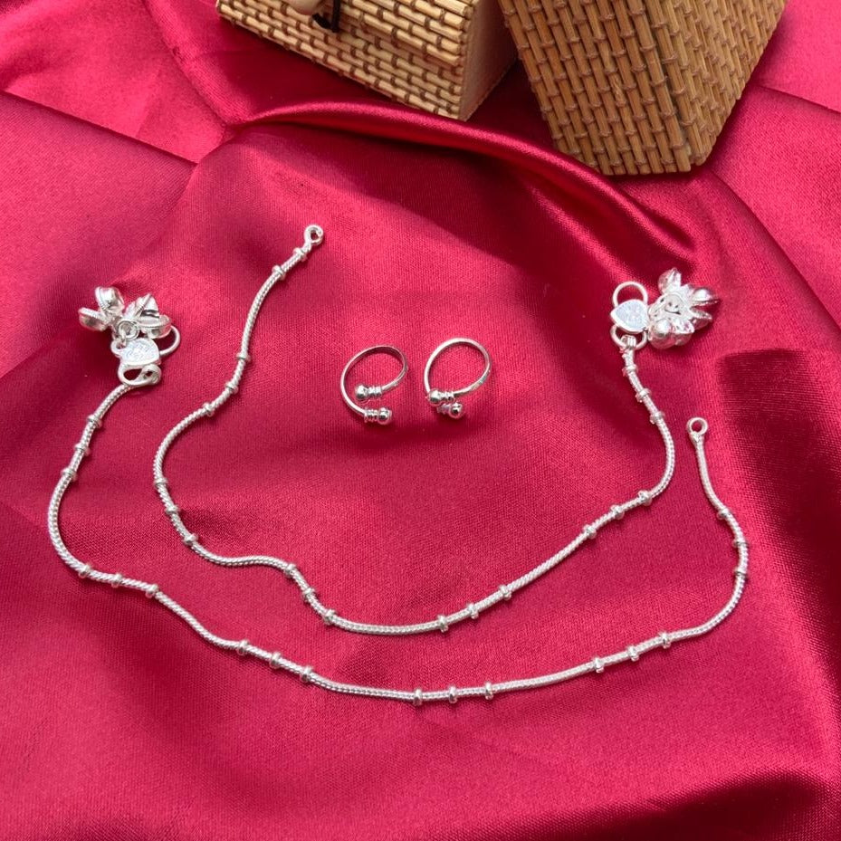 Premium Look Silver Anklet Toerings Combo Jewellery