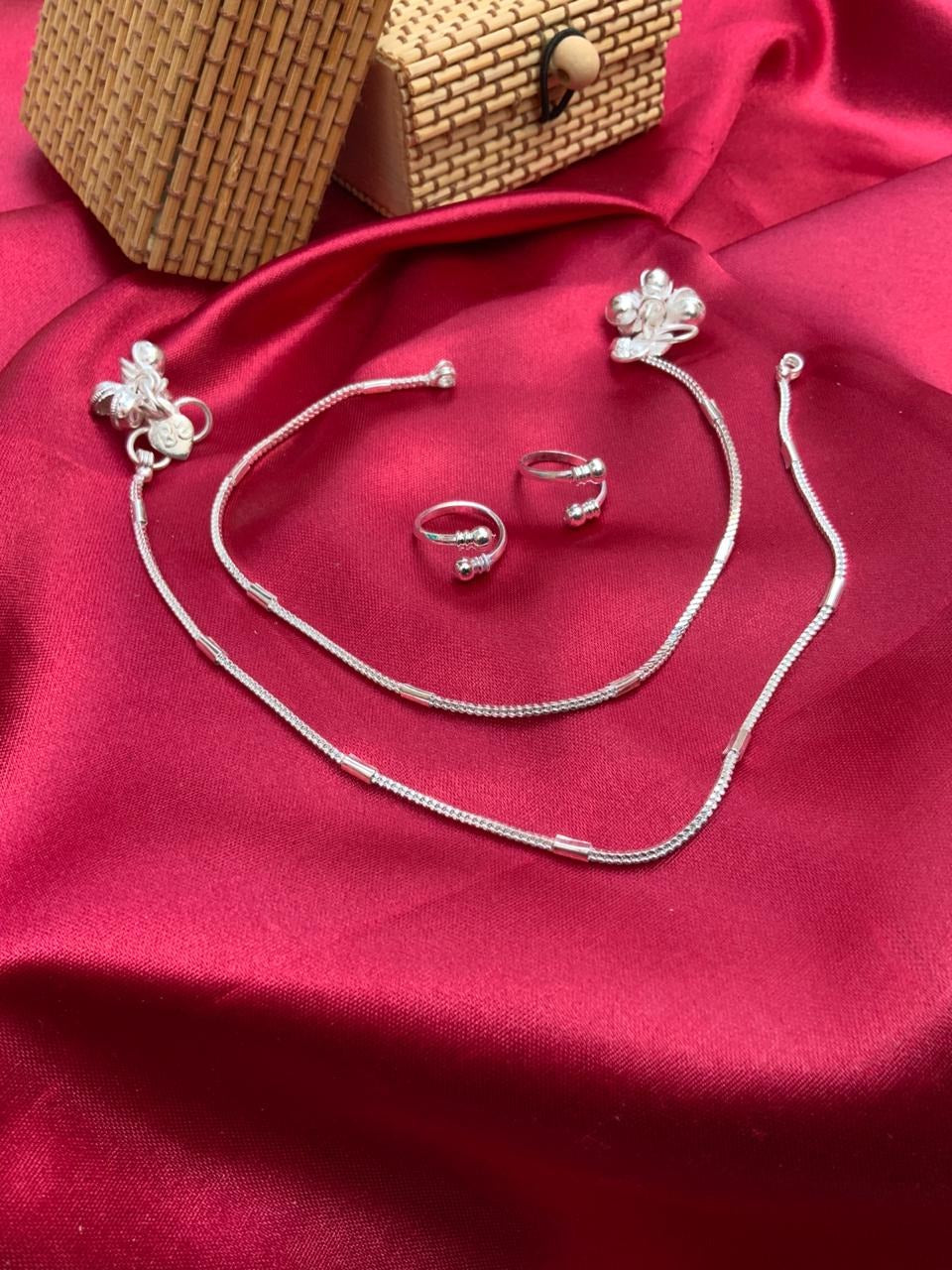 Beautiful Silver Anklet Toerings Combo Jewellery