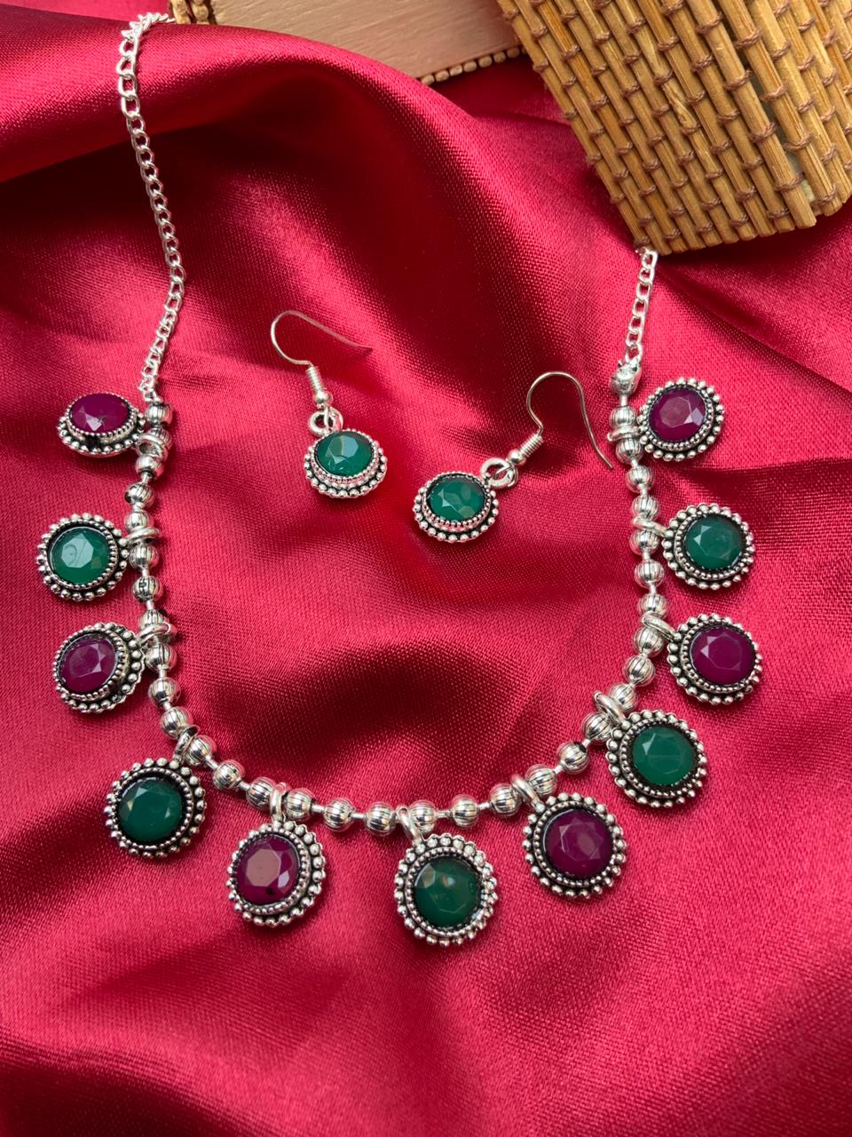 Silver Multicolour Round Shape Necklace