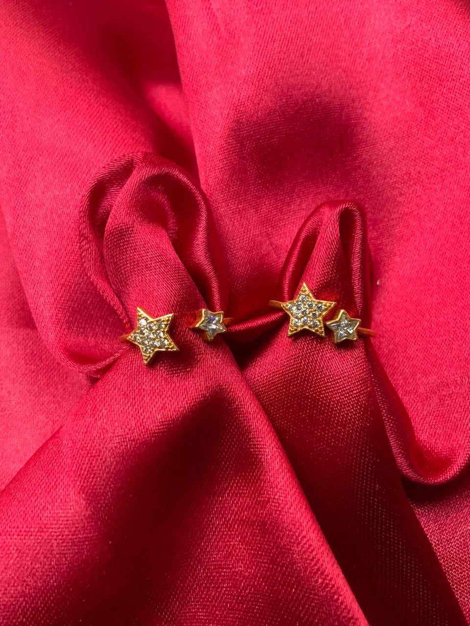 Pretty Star Design Diamond Toe Ring