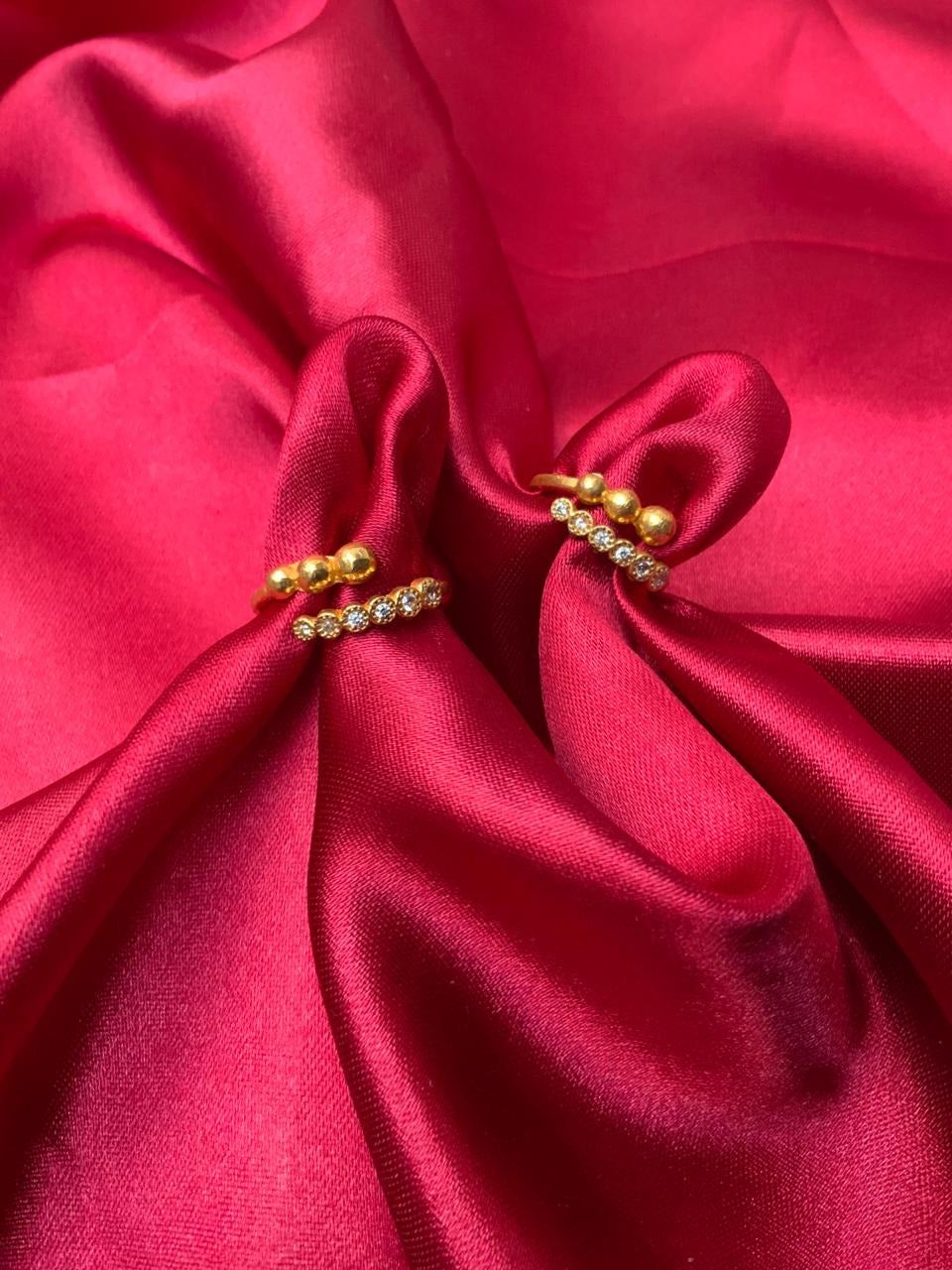 Beautiful Simple Design Golden Toe Ring - Abdesignsjewellery