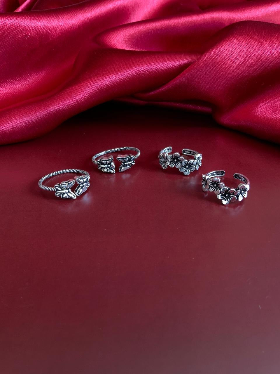 Beautiful Silver Oxidized 2 Pairs Toe Rings Combo - Abdesignsjewellery