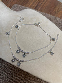 Thumbnail for Charming Flower Silver Women Anklets