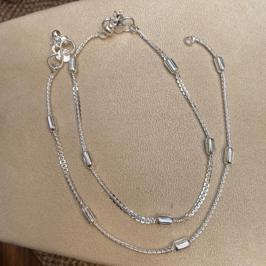 Allure Glittering Silver Women Anklets