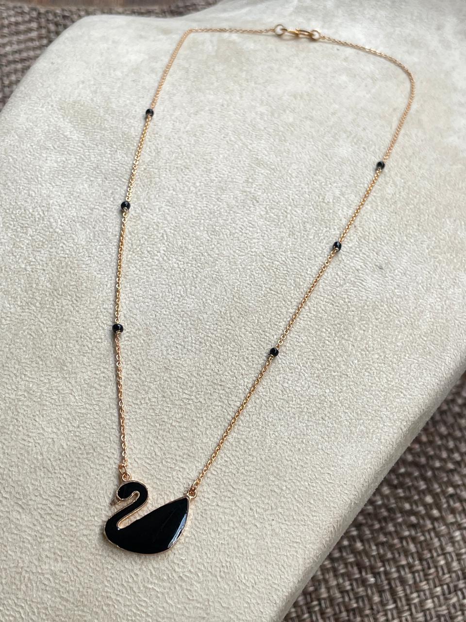 Meena Black Swan Rose Gold Mangalsutra