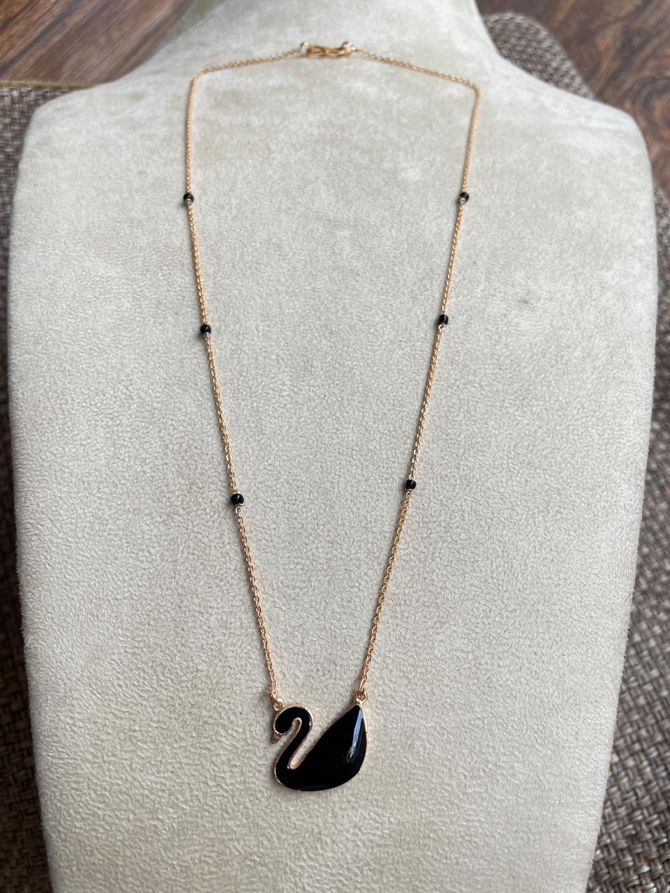 Meena Black Swan Rose Gold Mangalsutra