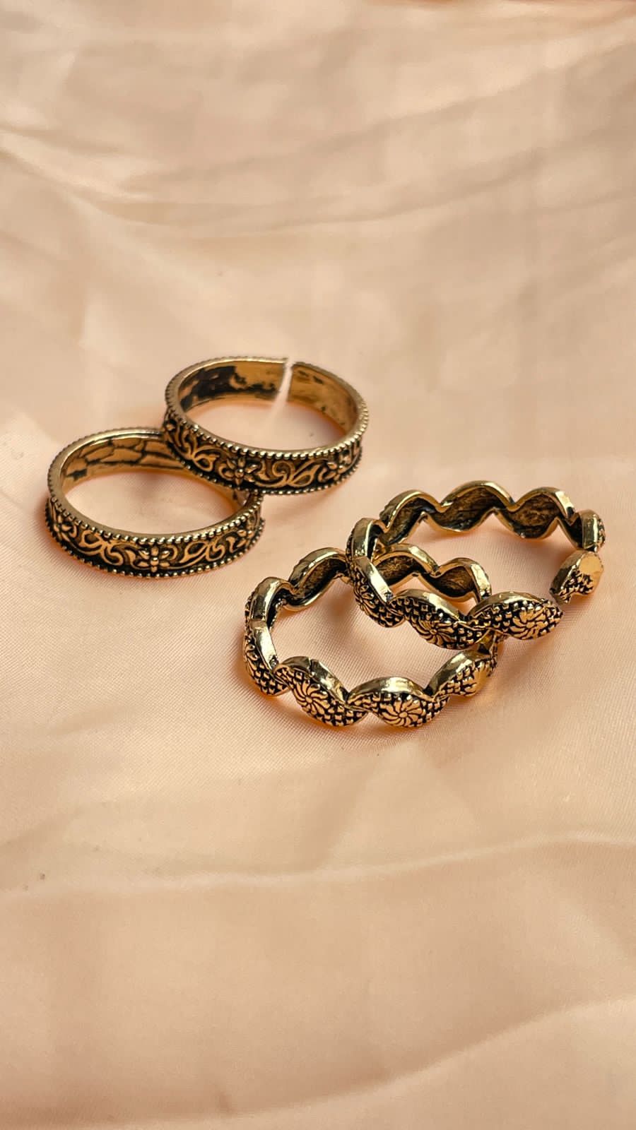 Elegant Gold Oxidised Toe Rings Combo