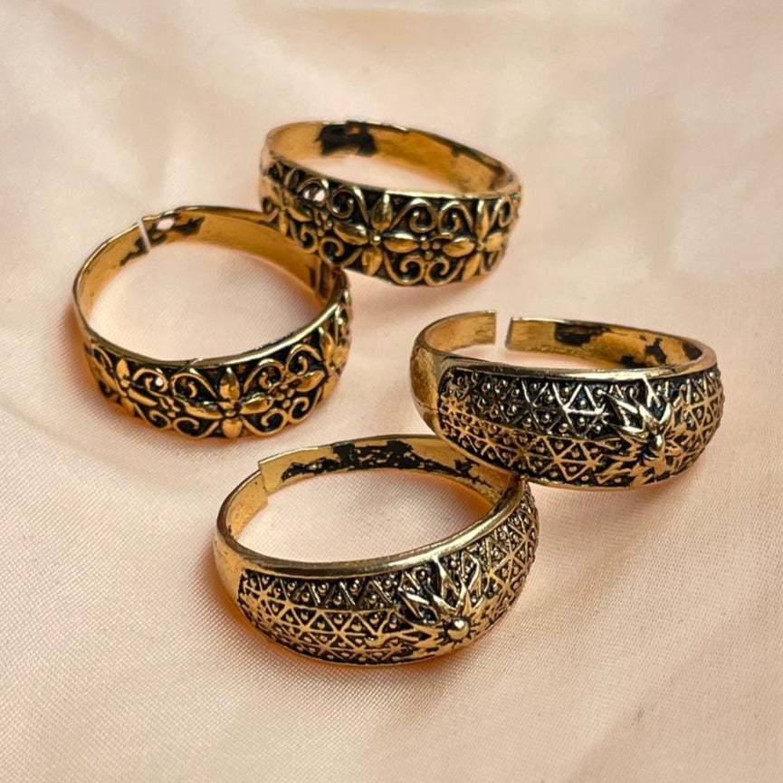 Floral Gold Oxidised Toe Rings Combo