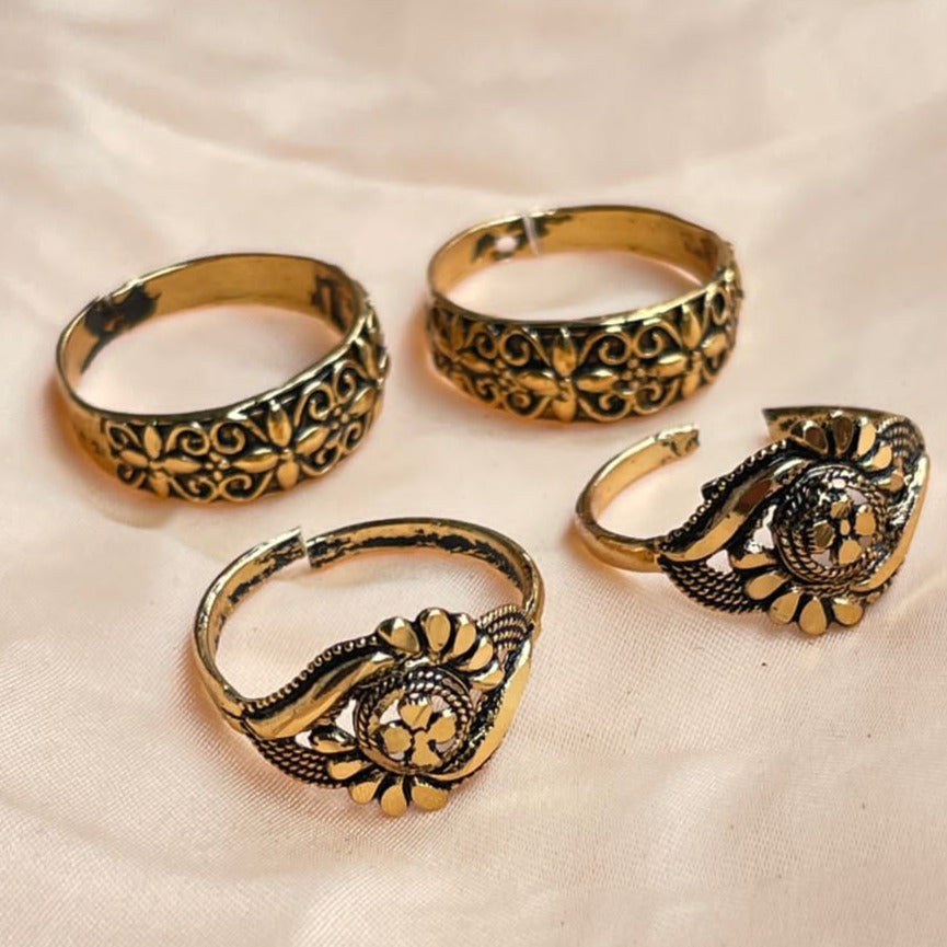 Popular Gold Oxidised Toe Rings Combo