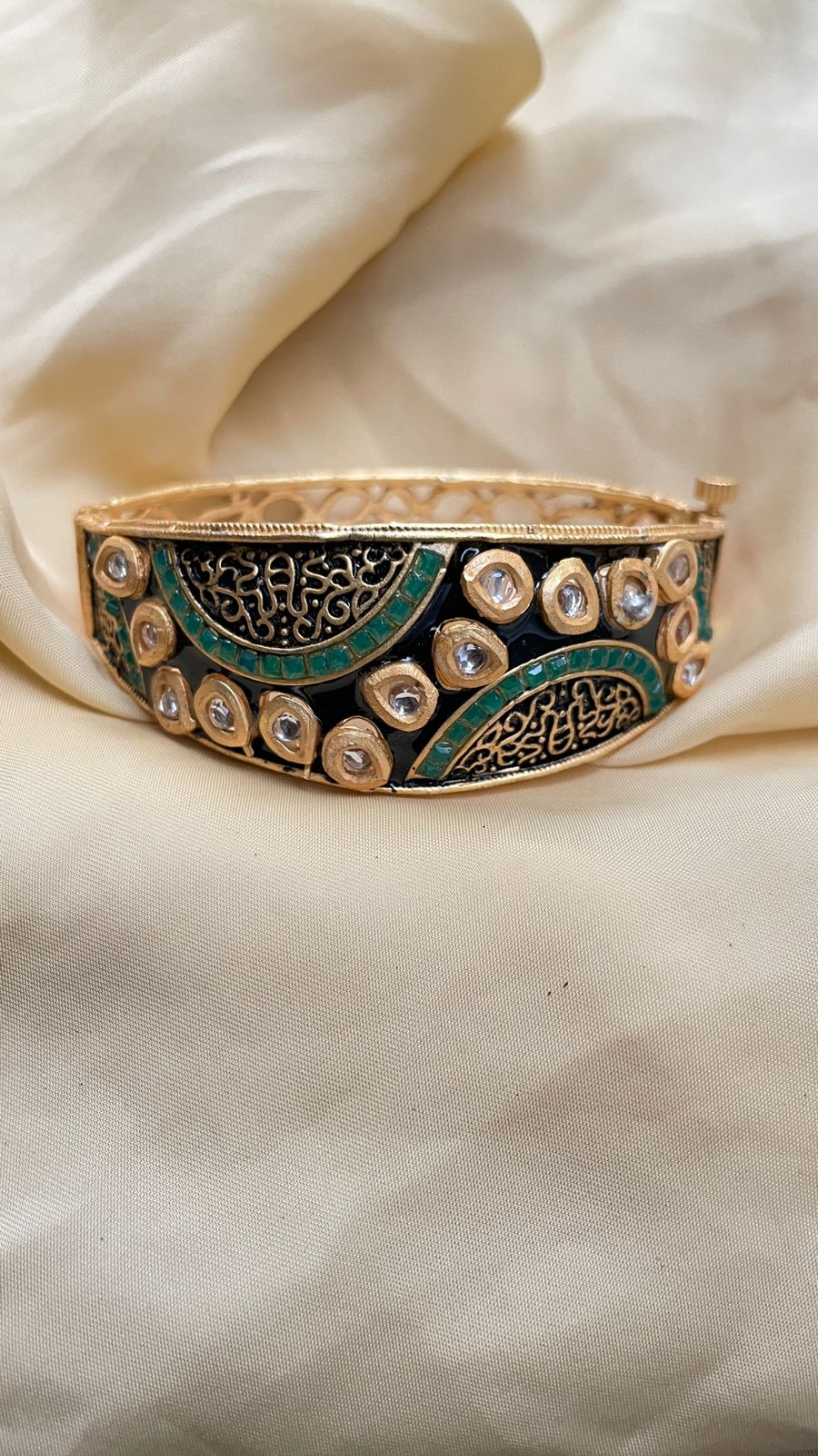 Black Handpaint Antique Bracelet