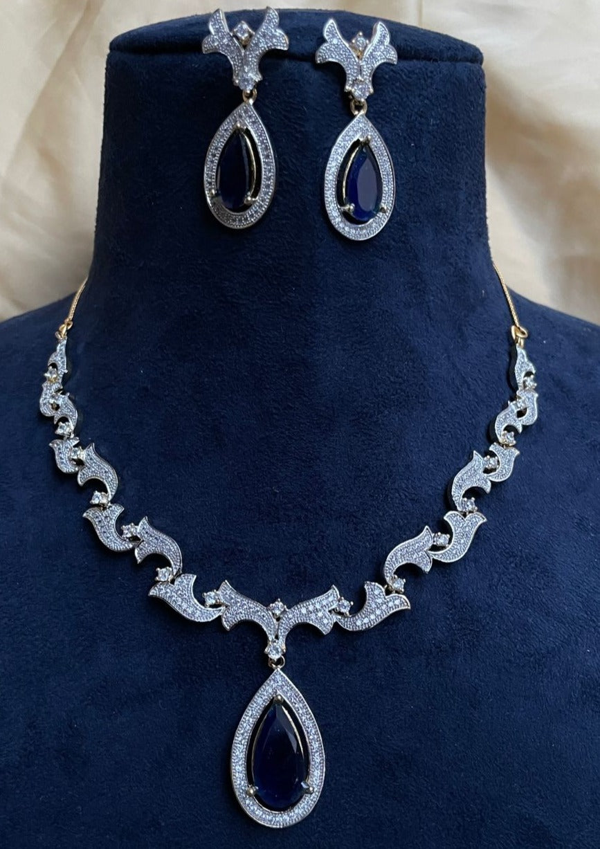 lovely American Blue Diamond Necklace