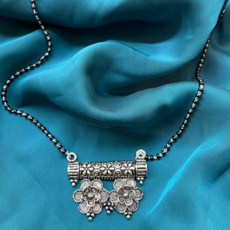 Silver Oxidised Flower Mangalsutra