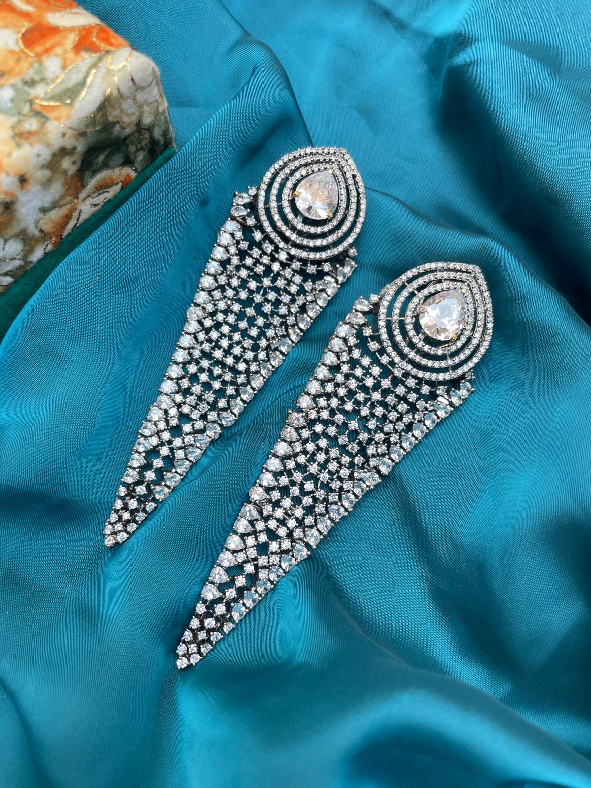 Victorian Long Diamond Leaf Earrings - Abdesignsjewellery