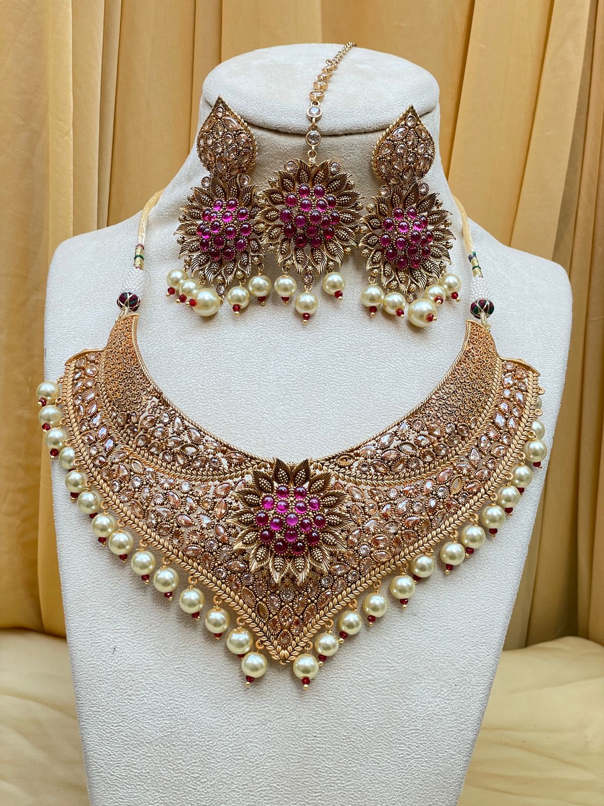 High Quality Necklace With Earring For Brides
