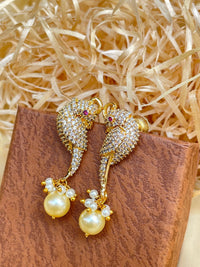 Thumbnail for Elegant Parrot Bird Stud Earrings