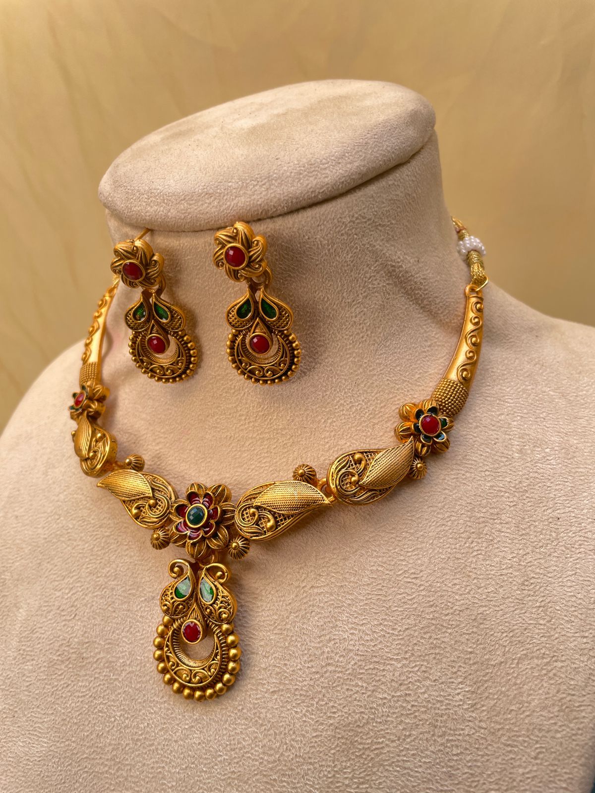 Traditional Antique Matt Polish Necklace & Earrings