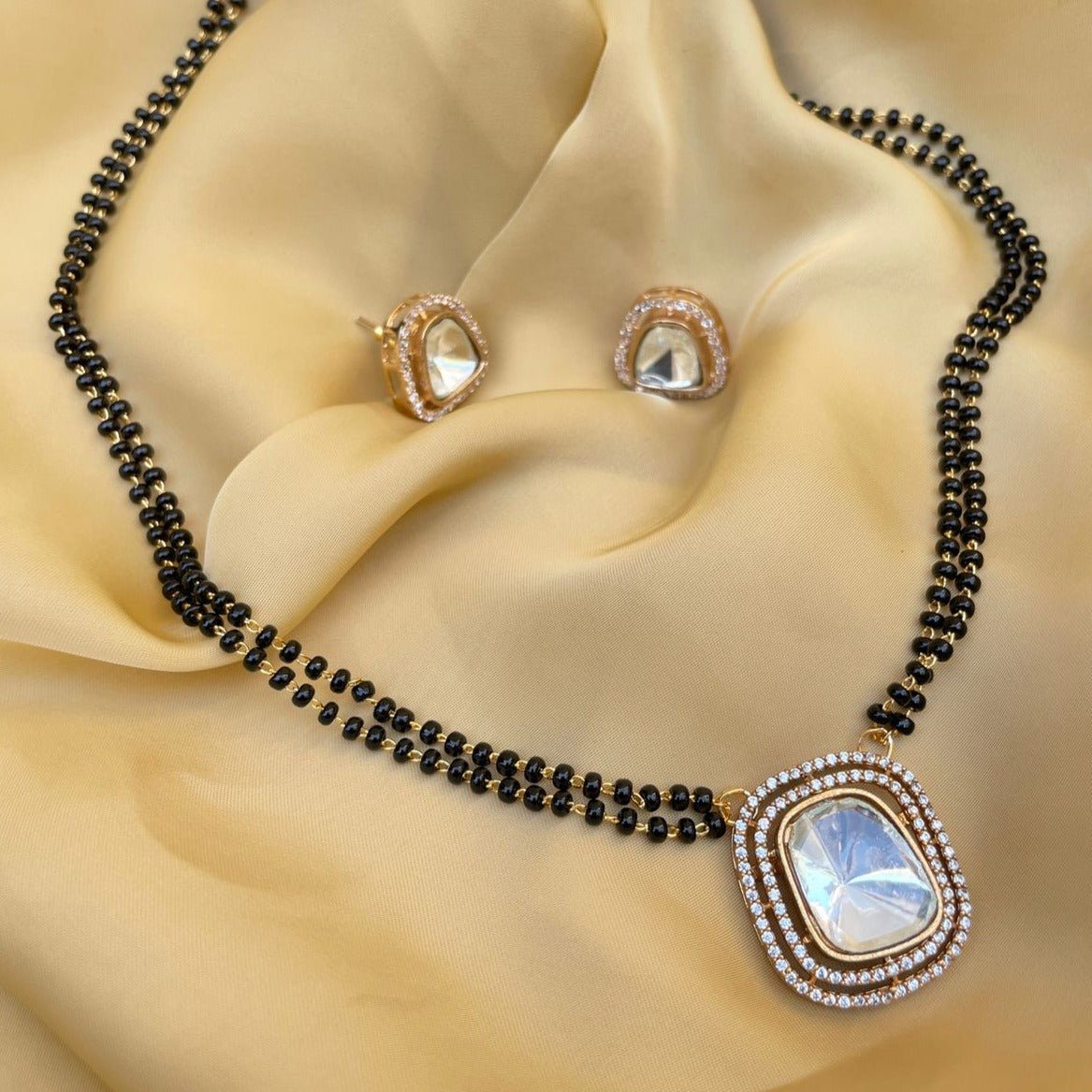 Uncut Gold Polki Diamond Mangalsutra & Earrings