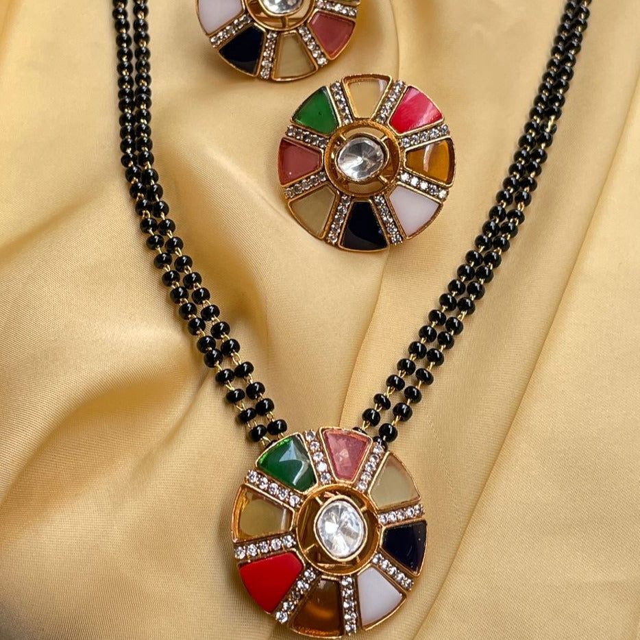 Navratna Round Pendent & Earrings