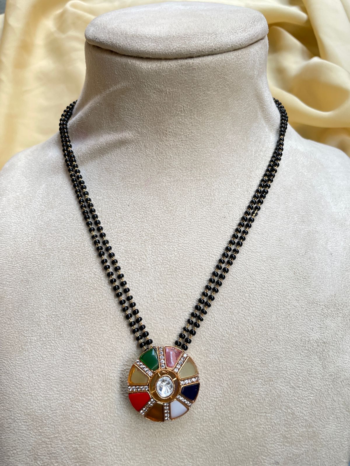 Navratna Round Pendent & Earrings