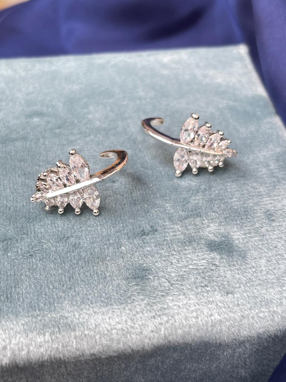 Crystals Flower Stud Earring - Abdesignsjewellery