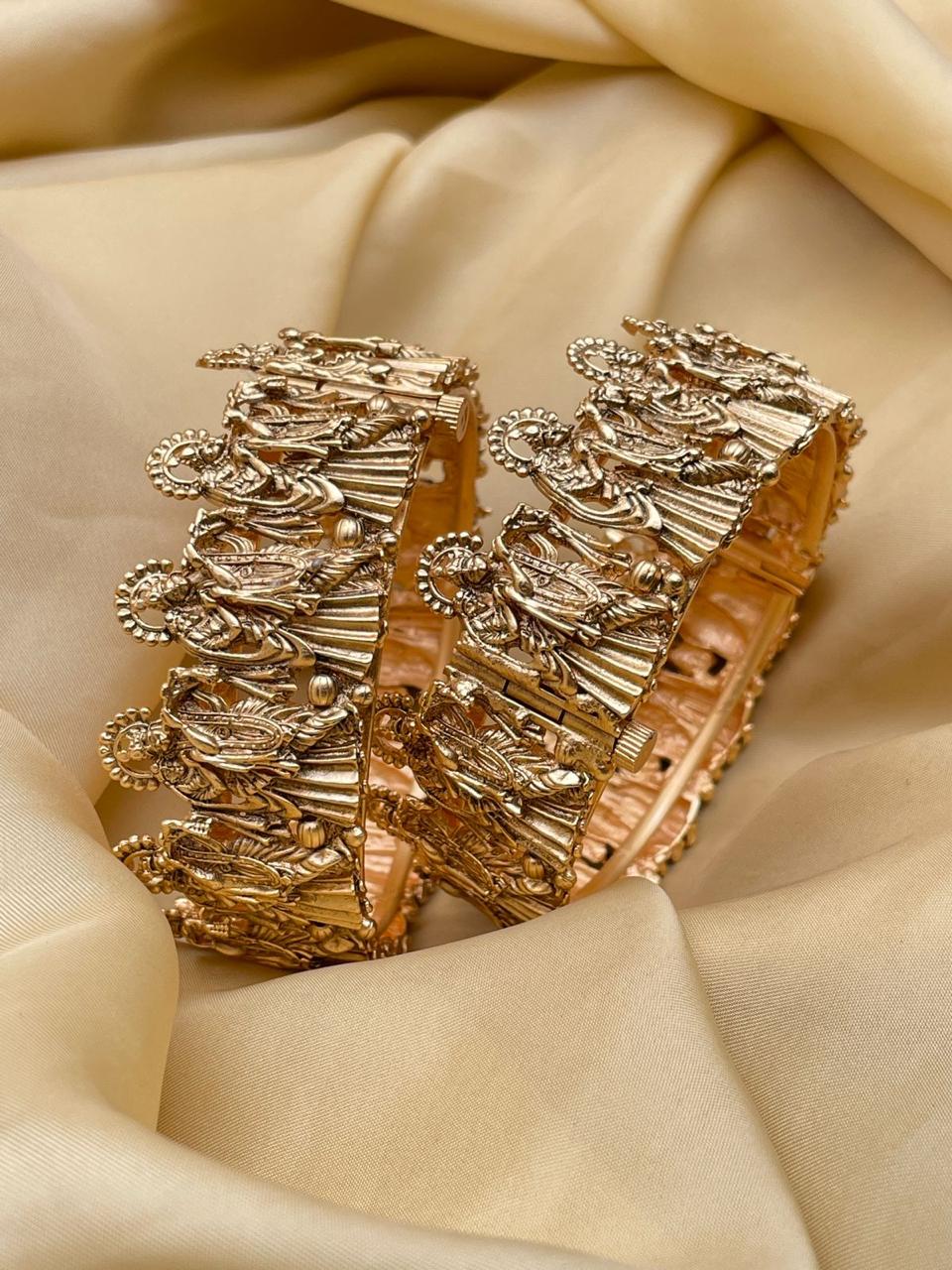 Bal Krishna With Diamond Artisanal Design Gold Plated Bracelet For Men -  Style B134 at Rs 2500.00 | Gold Plated Bracelet | ID: 2850154177348