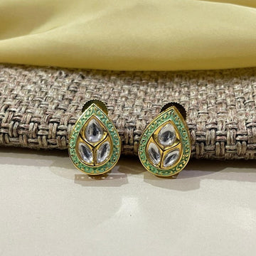 Simple Gold Plated Kundan Earring