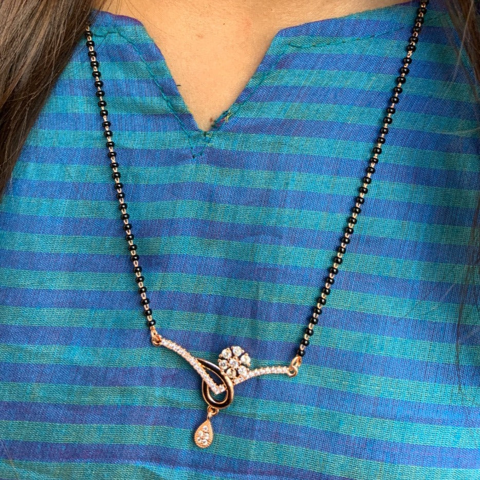 Dazzling Floral Rose Gold Mangalsutra - Abdesignsjewellery