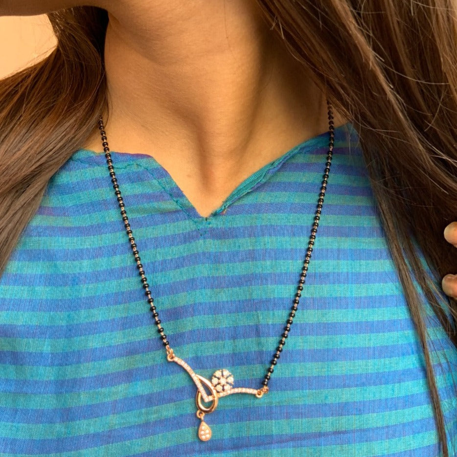 Dazzling Floral Rose Gold Mangalsutra - Abdesignsjewellery