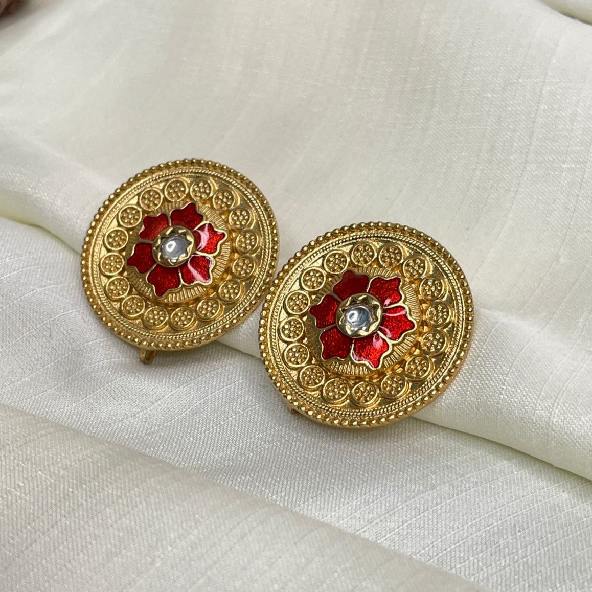 High Quality Antique Flower Stud Earring