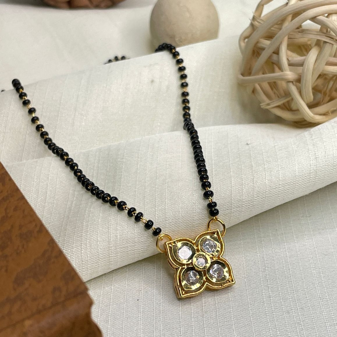 Stylish Unique Flower Polki Mangalsutra - Abdesignsjewellery