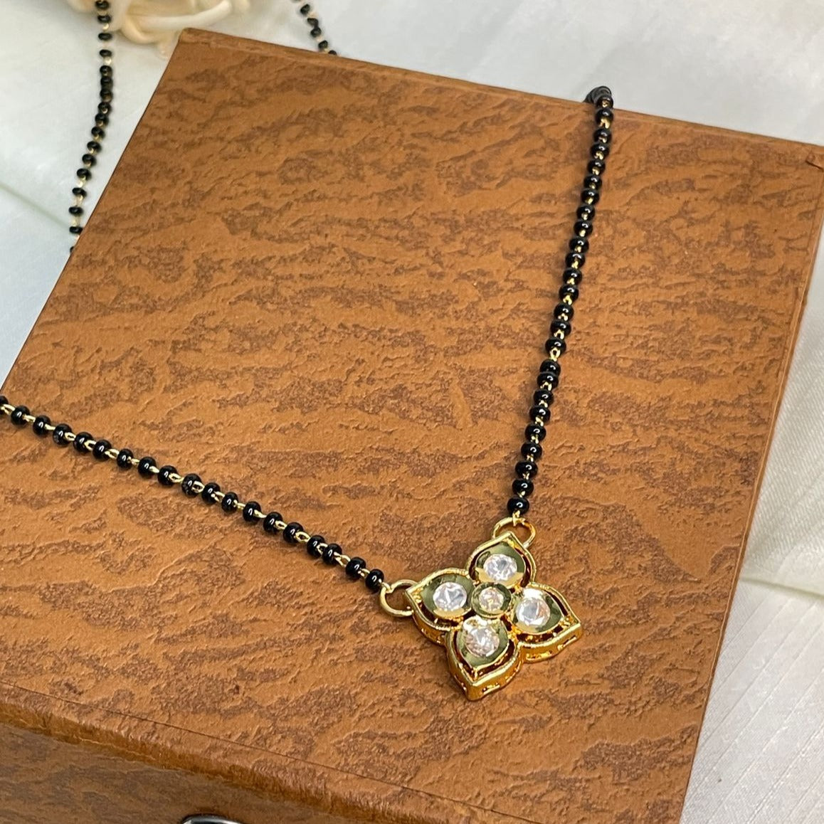 Stylish Unique Flower Polki Mangalsutra - Abdesignsjewellery