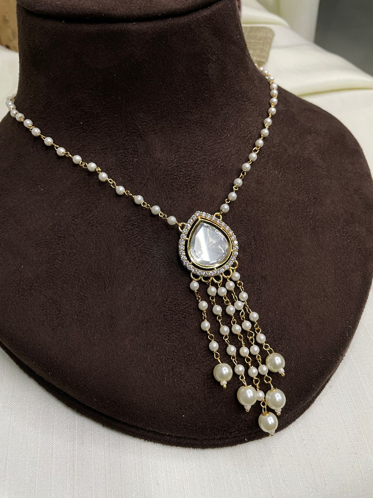 Single Uncut Polki Kundan Pendent Set Necklace