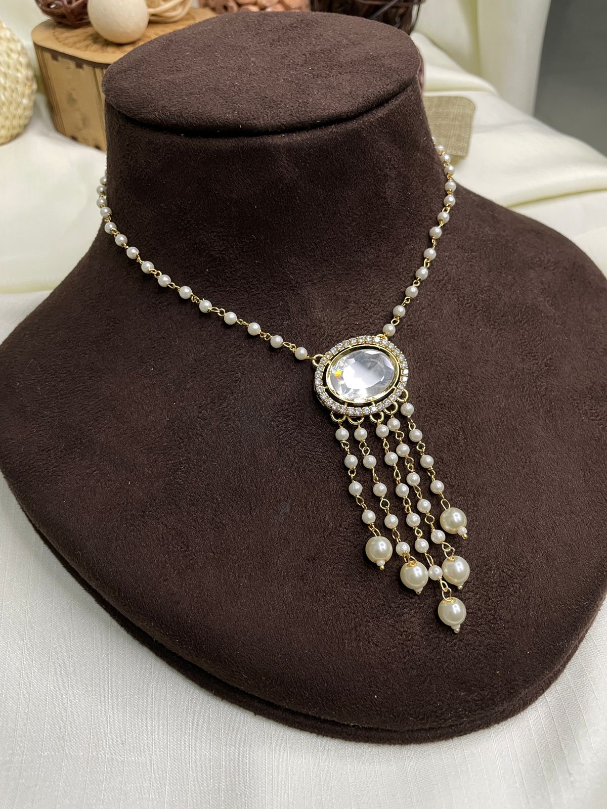 Single Uncut Polki Kundan Pendent Set Necklace