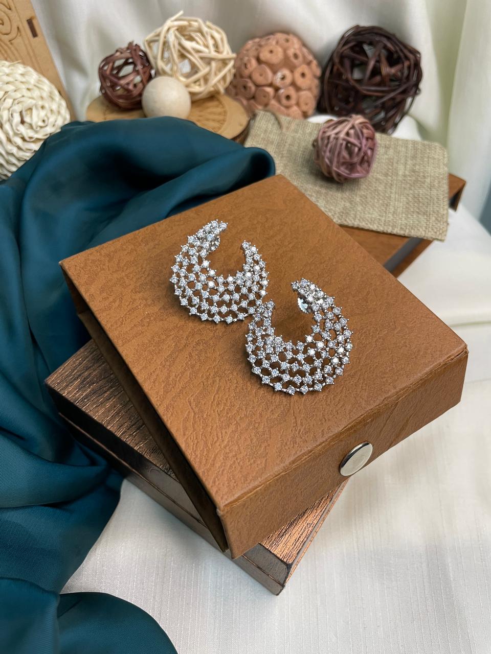 Beautiful American Diamond Party Wear Stud Earring - Abdesignsjewellery