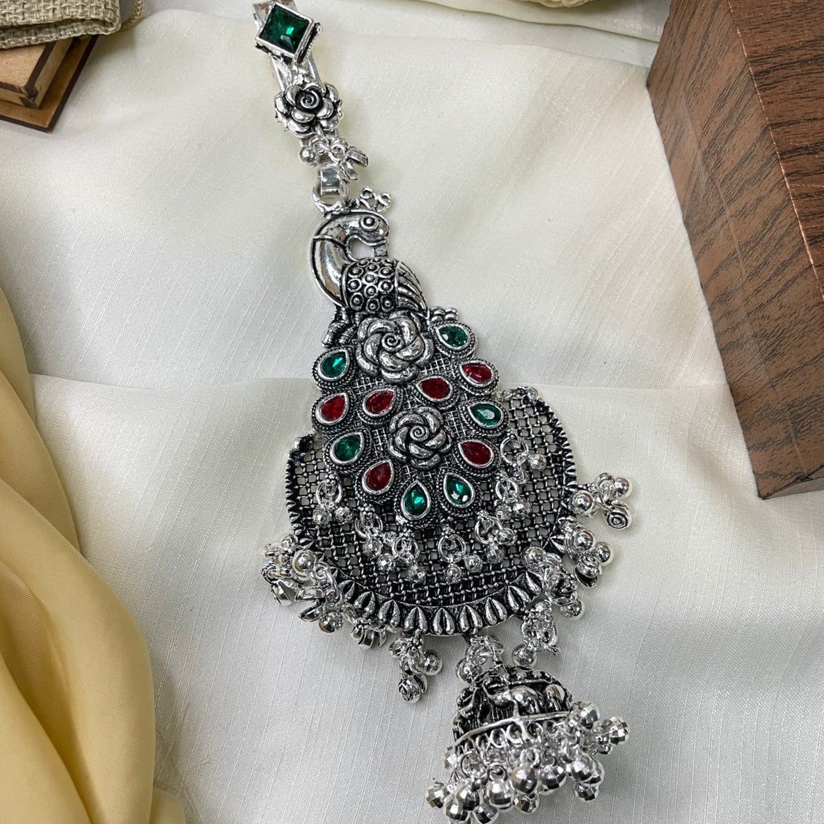 Silver Dazzling Long  Peacock Juda pin