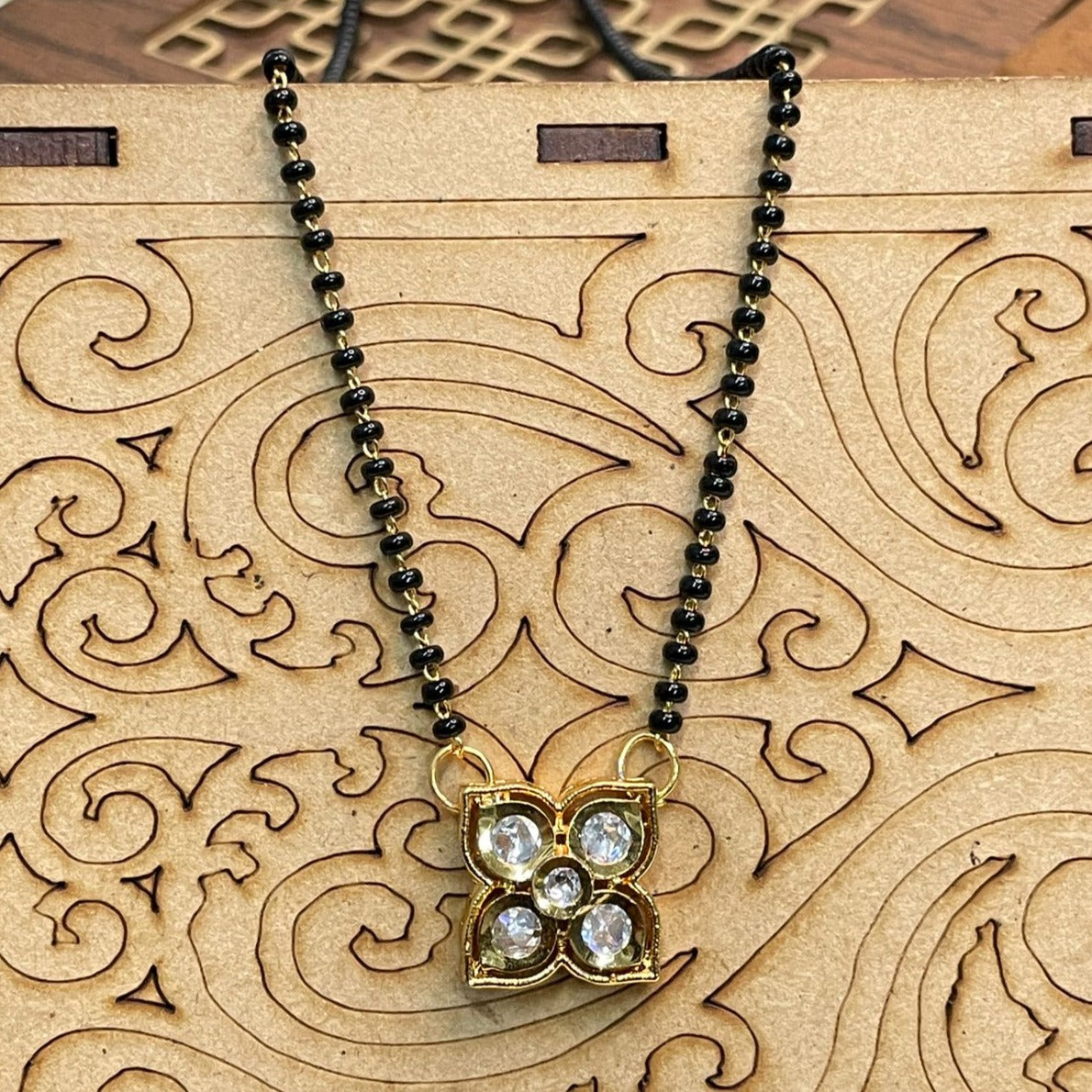 Stylish Unique Flower Polki Mangalsutra - Abdesignsjewellery