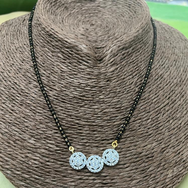 gold diamond mangalsutra