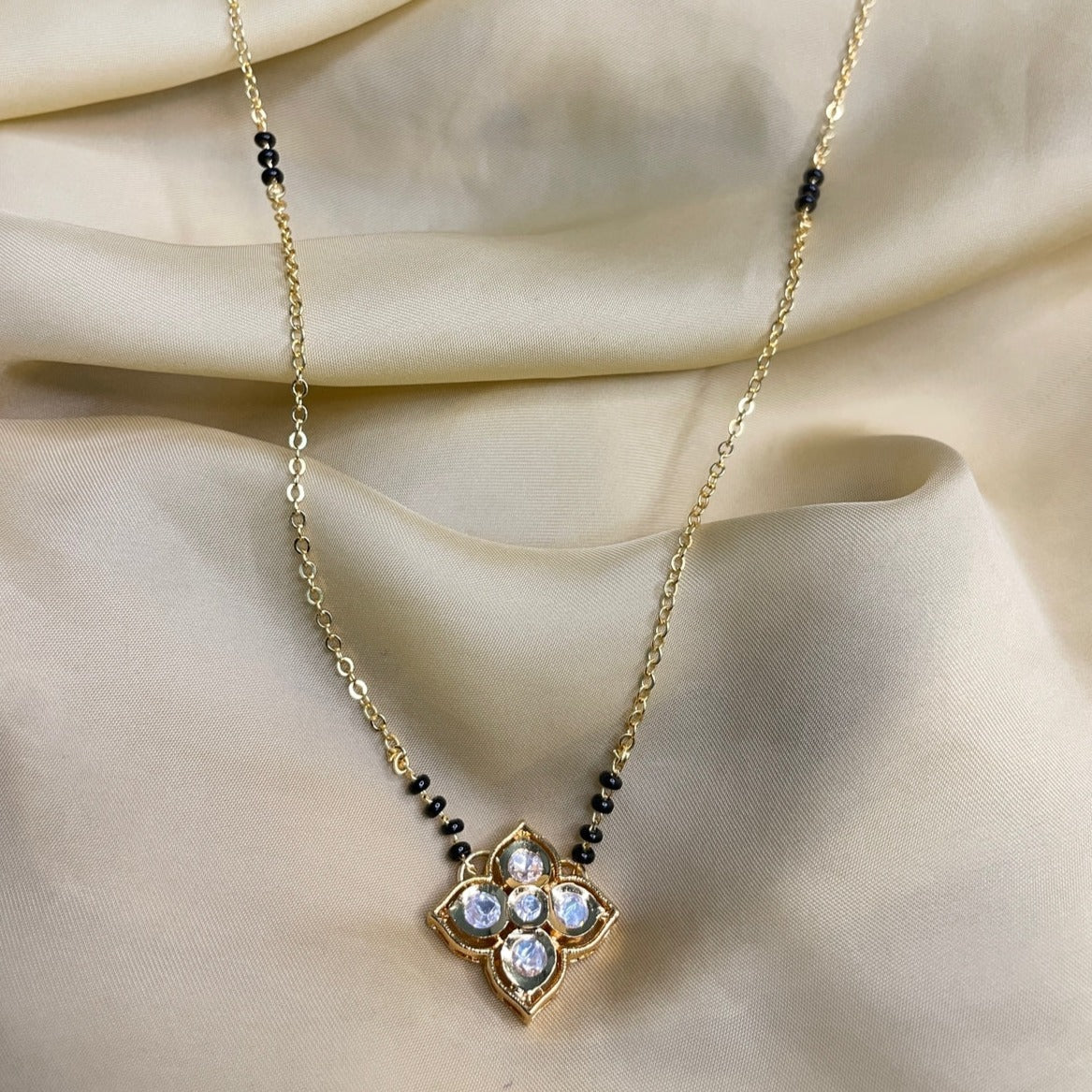 Appealing White Flower Polki Mangalsutra - Abdesignsjewellery