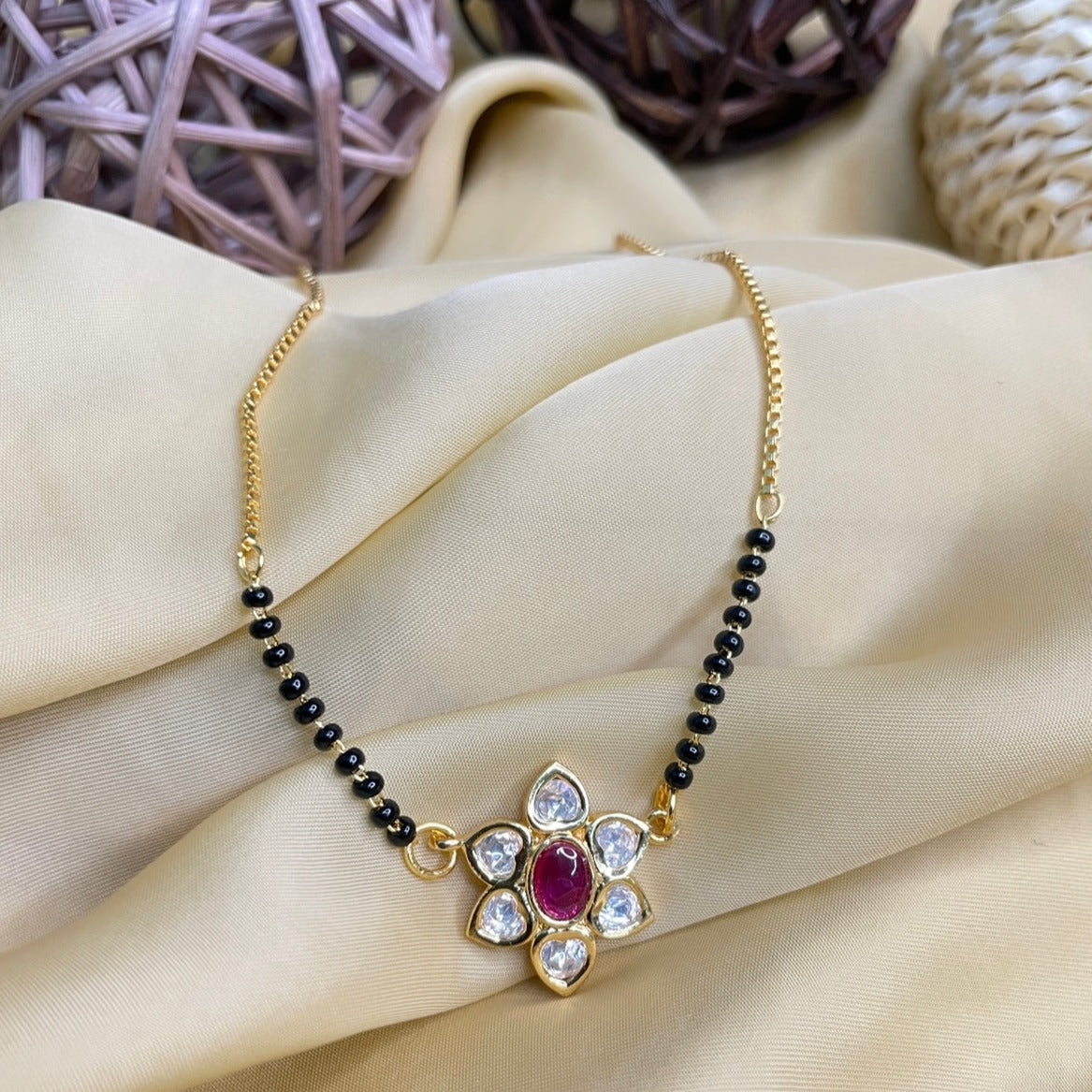 High Quality Unique Pink Flower Polki Mangalsutra