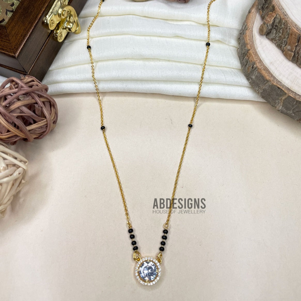 Kiara Advani Wedding Inspired Gold Diamond Mangalsutra