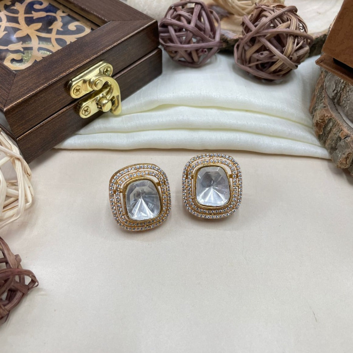 Uncut Gold Polki Diamond Earring