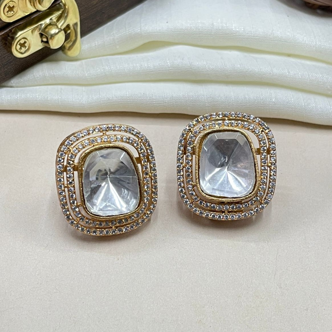Uncut Gold Polki Diamond Earring
