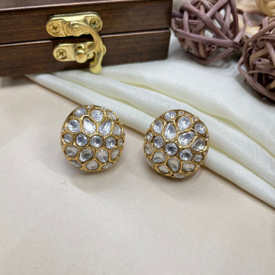 High Quality Gold Round Polki Earrings
